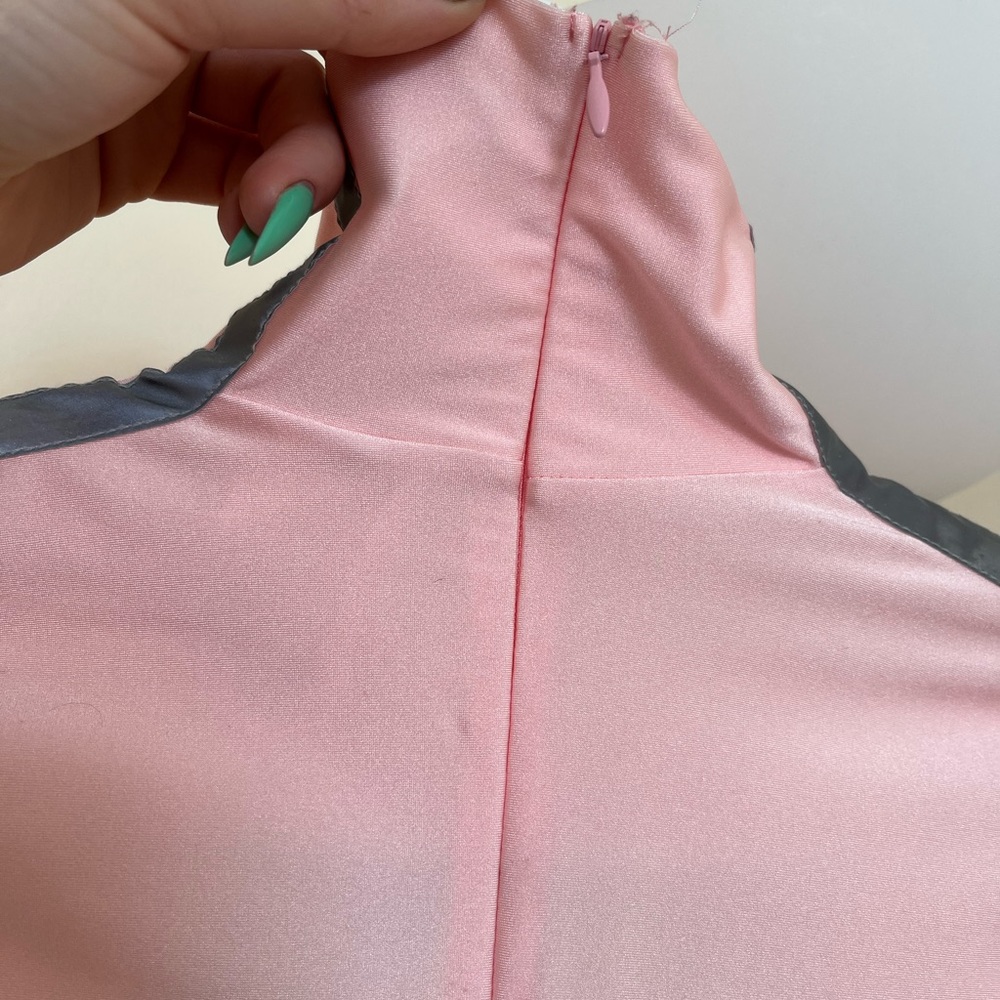 Esq by YRU Baby Pink Heart Cut-Out Midi Dress - SIZE S - Picture 3 of 4